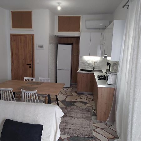 Εirene Room Chalkida Exterior photo