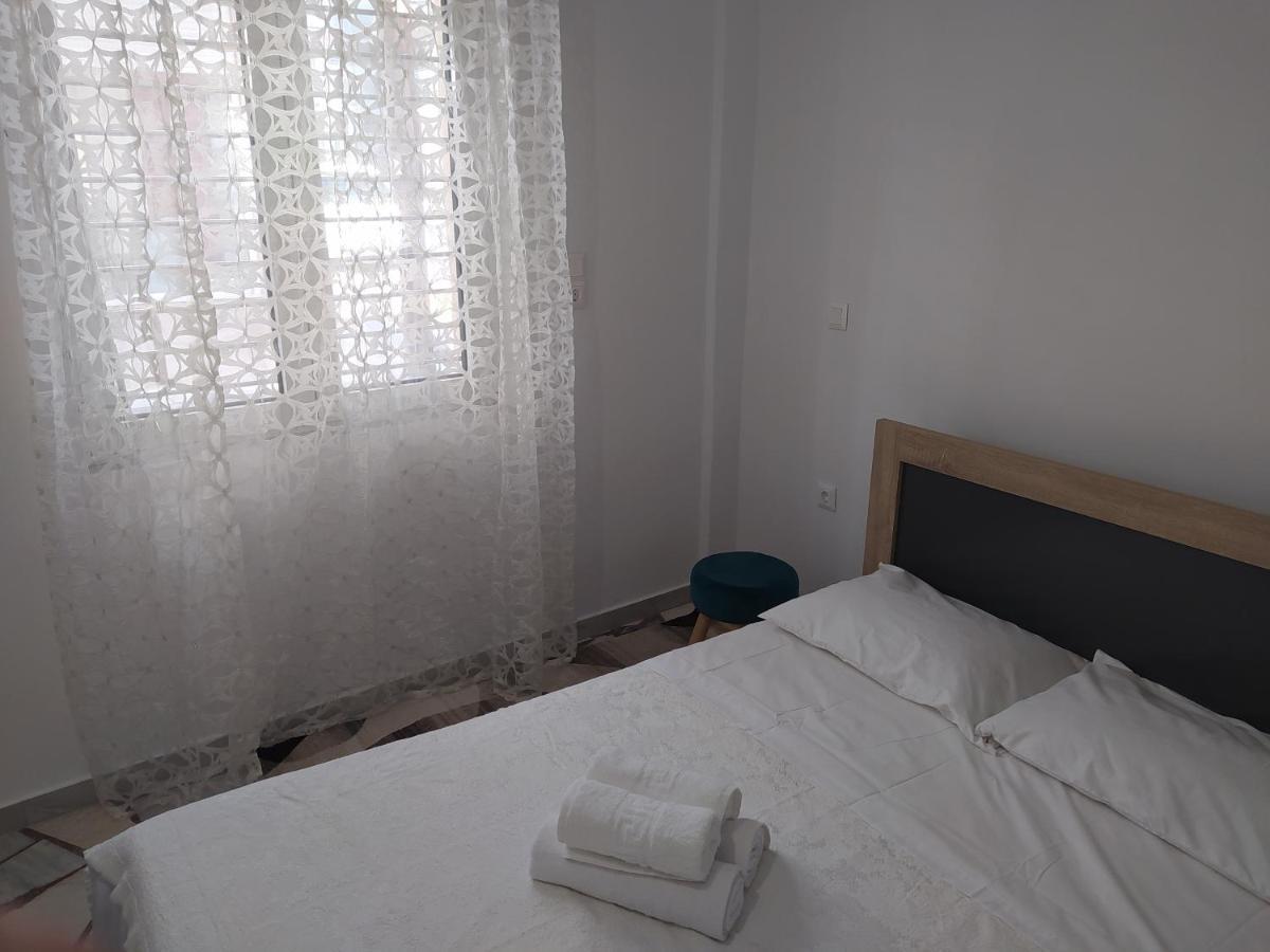 Εirene Room Chalkida Exterior photo