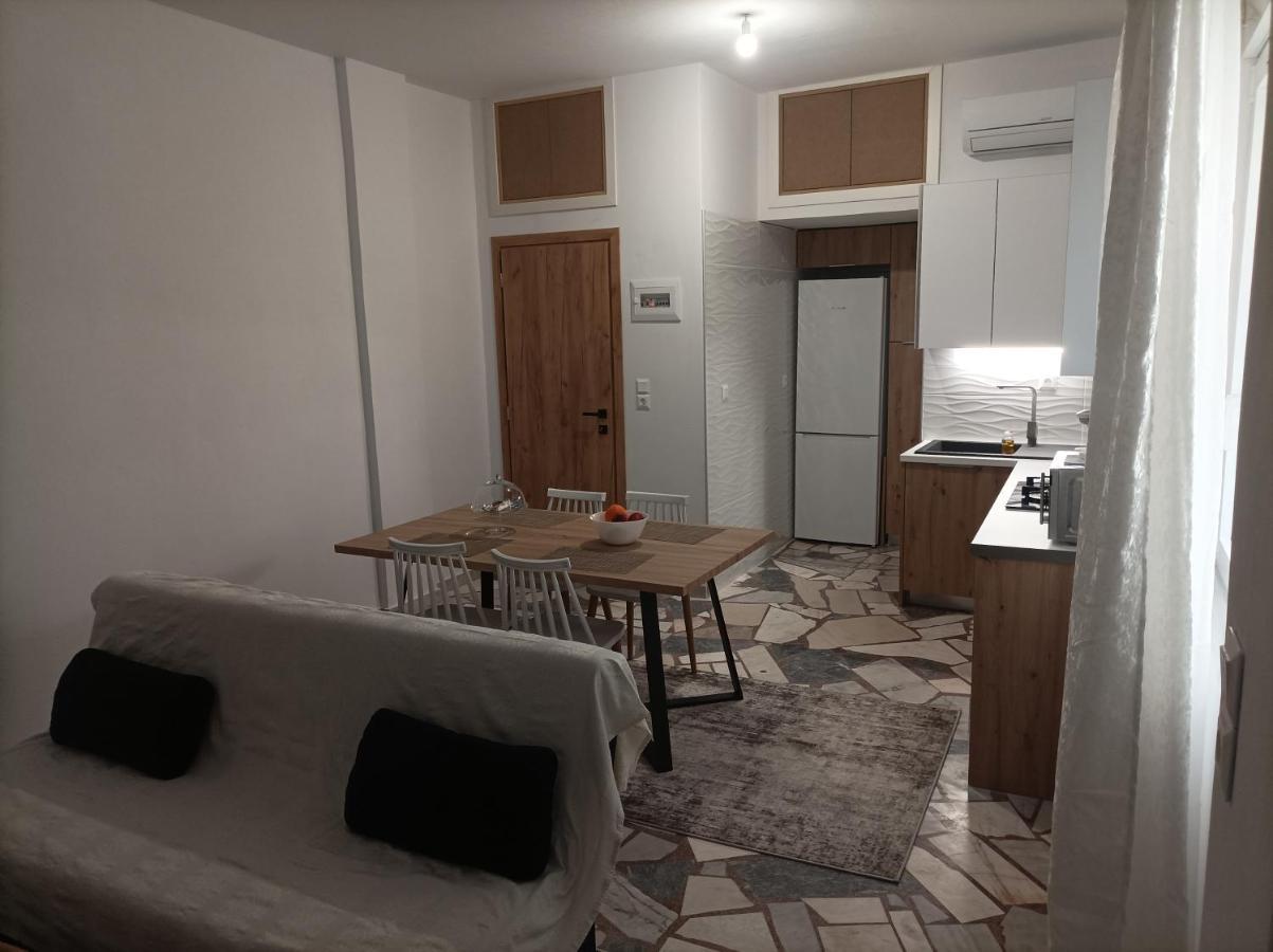 Εirene Room Chalkida Exterior photo