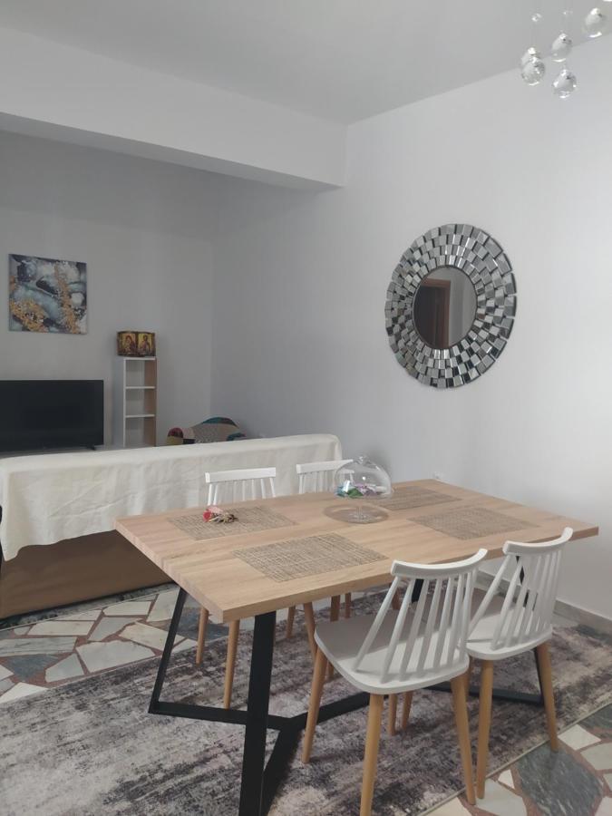 Εirene Room Chalkida Exterior photo